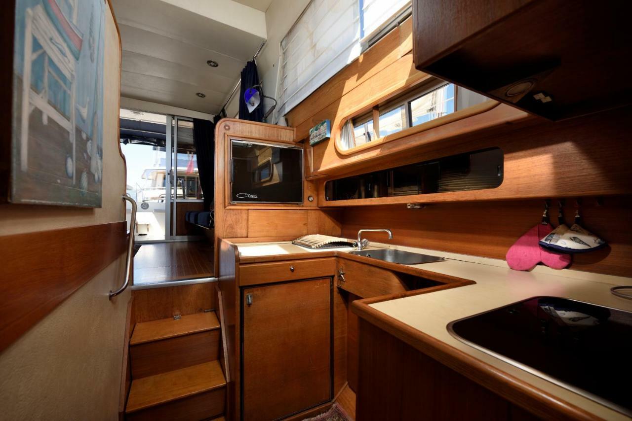 Blue II Yacht Hotel Àrbatax Екстериор снимка